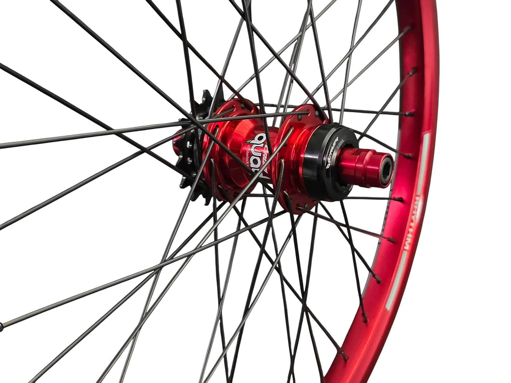 Crupi 20 x 1-1/8 28H CenterLock Wheelset